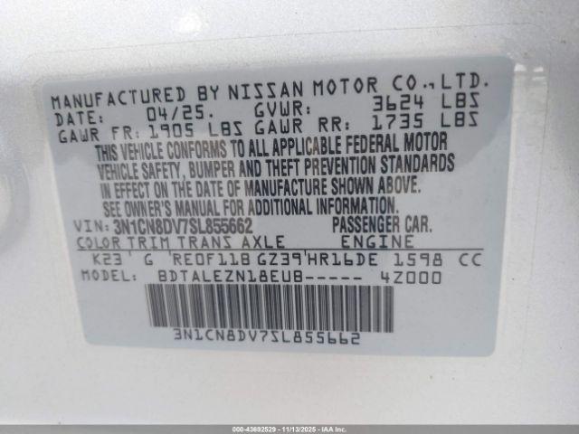 Nissan Versa 1.6 S Image 14