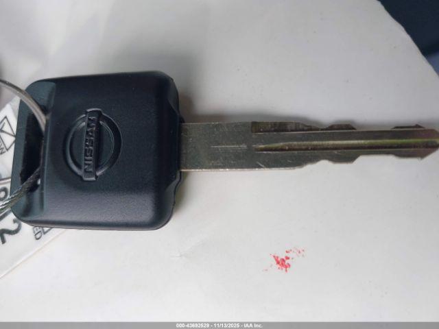 Nissan Versa 1.6 S Image 9