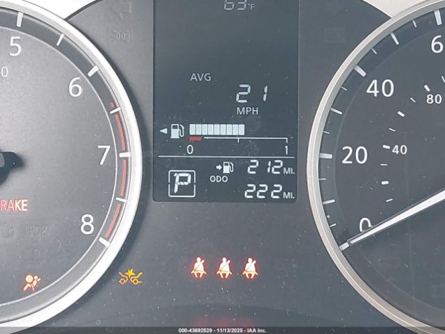 Nissan Versa 1.6 S Image 2