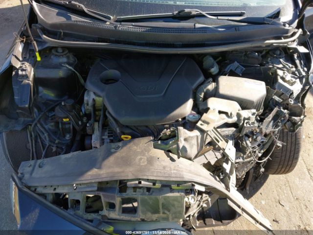 Hyundai ACCENT Se Image 8