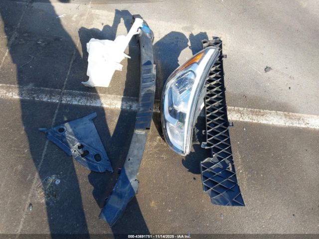 Hyundai ACCENT Se Image 9