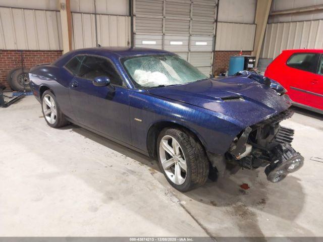 Salvage Dodge Challenger