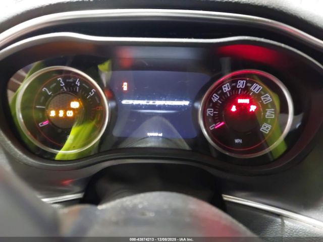 Dodge Challenger Image 16