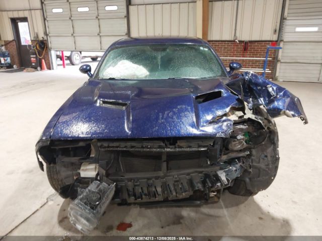 Dodge Challenger Image 9