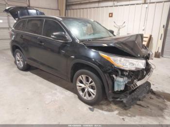  Salvage Toyota Highlander