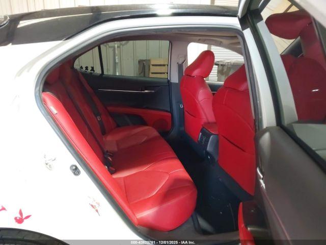 Toyota Camry Xse Image 13