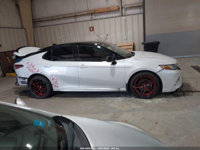 Toyota Camry Xse Image 6