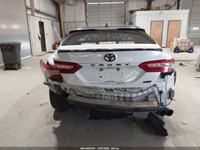 Toyota Camry Xse Image 2