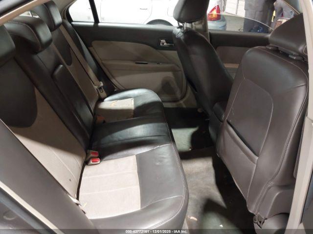 Mercury Milan Premier Image 16