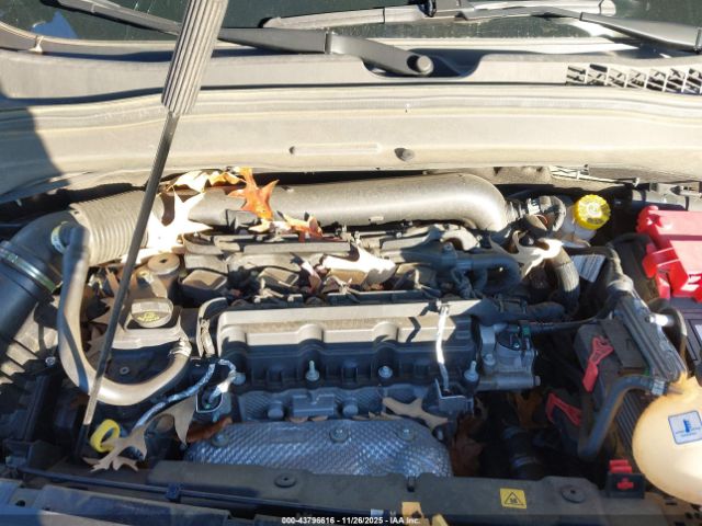 Jeep Renegade Latitude 4x4 Image 5