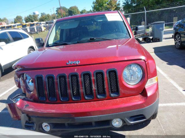 Jeep Patriot Latitude Image 4