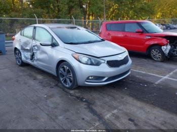  Salvage Kia Forte