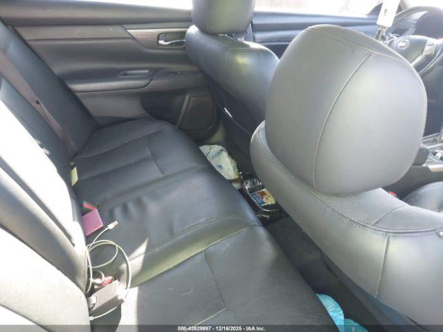 Nissan Altima 2.5 Sl Image 2