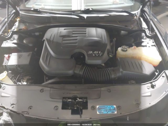 Dodge Charger Sxt Image 8