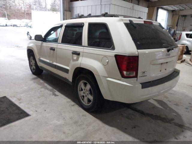 Jeep Grand Cherokee Laredo Image 5